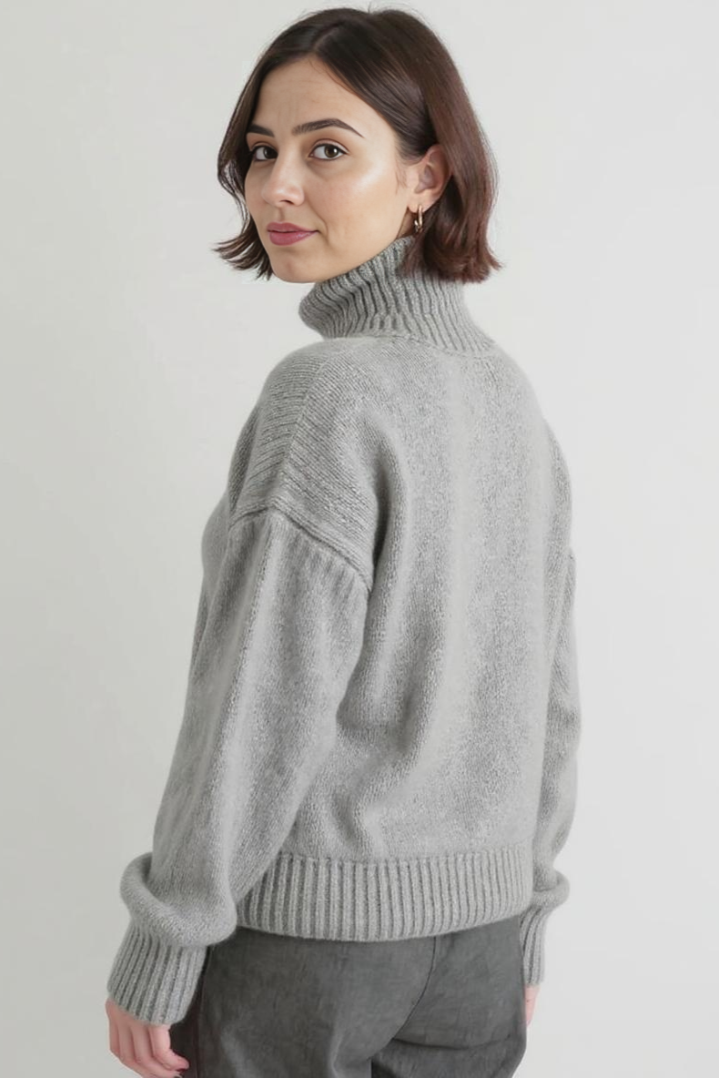 Figursyet Rullekravesweater Med Ribkant