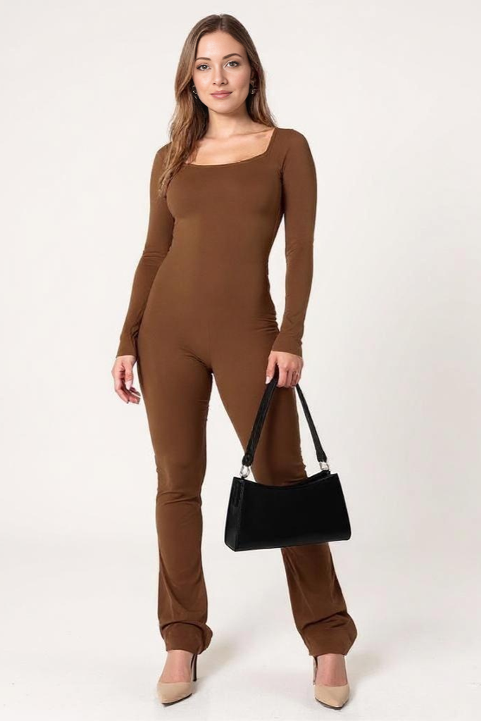 Langærmet Jumpsuit Med Firkantet Halsudskæring