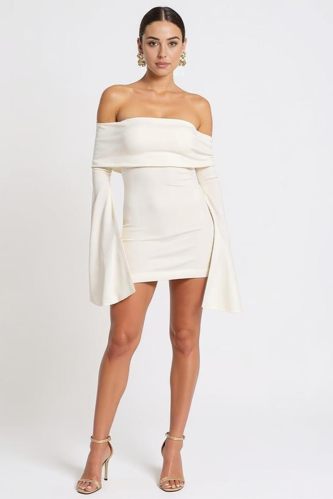 Off-Shoulder Minikjole Med Volantærmer