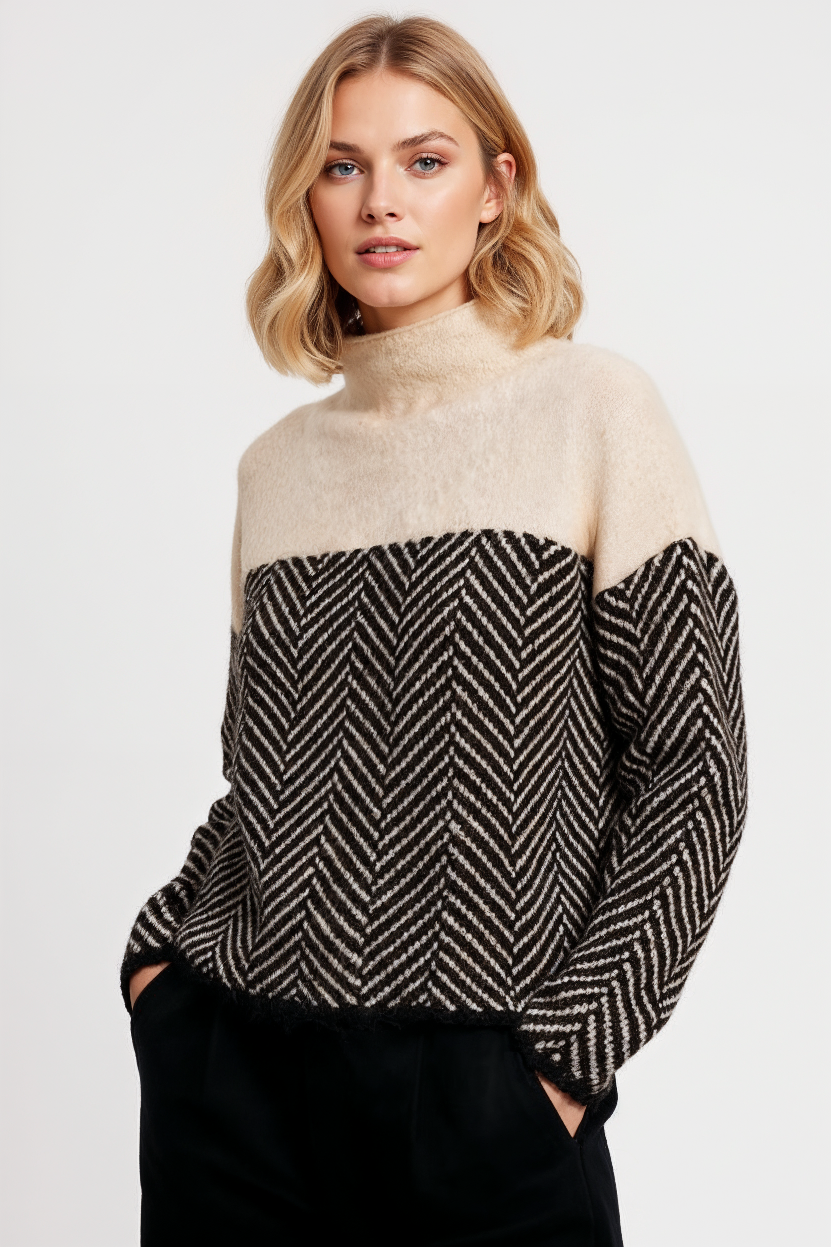 Rullekravesweater Med Sildebensstruktur - Støvet Beige 1/0