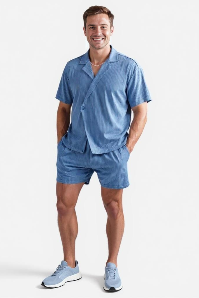 Sæt Med Kortærmet Skjorte Og Shorts