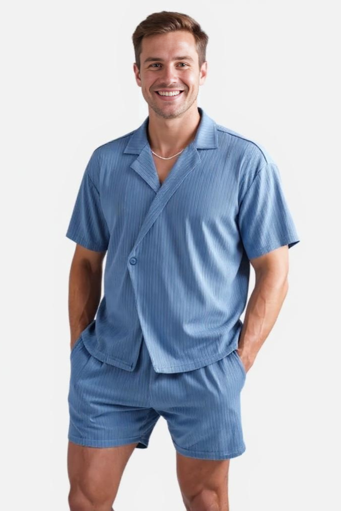 Sæt Med Kortærmet Skjorte Og Shorts